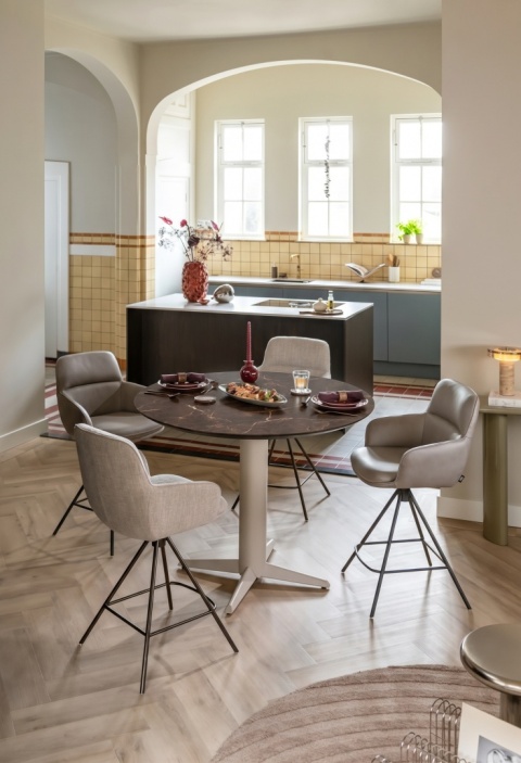 Stół barowy / hokerowy okrągły HENDERS & HAZEL CALETTA 120 cm – Primo Laminato (HPL) Marble Brown, kremowa metalowa noga