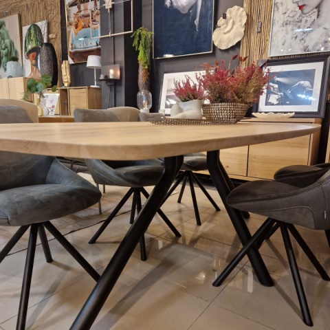 (R, od ręki) Stół Xooon Arvada 220 x 110 cm Oval lity dąb