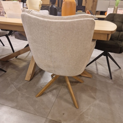 [na zamówienie] Krzesło do jadalni z podłokietnikami JUNA H&H – funkcja relax, noga lity dąb, obrót 360° , tkanina Livigno